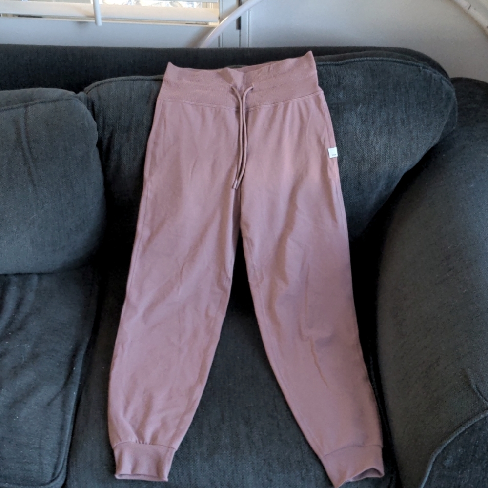 Vuori Daily joggers